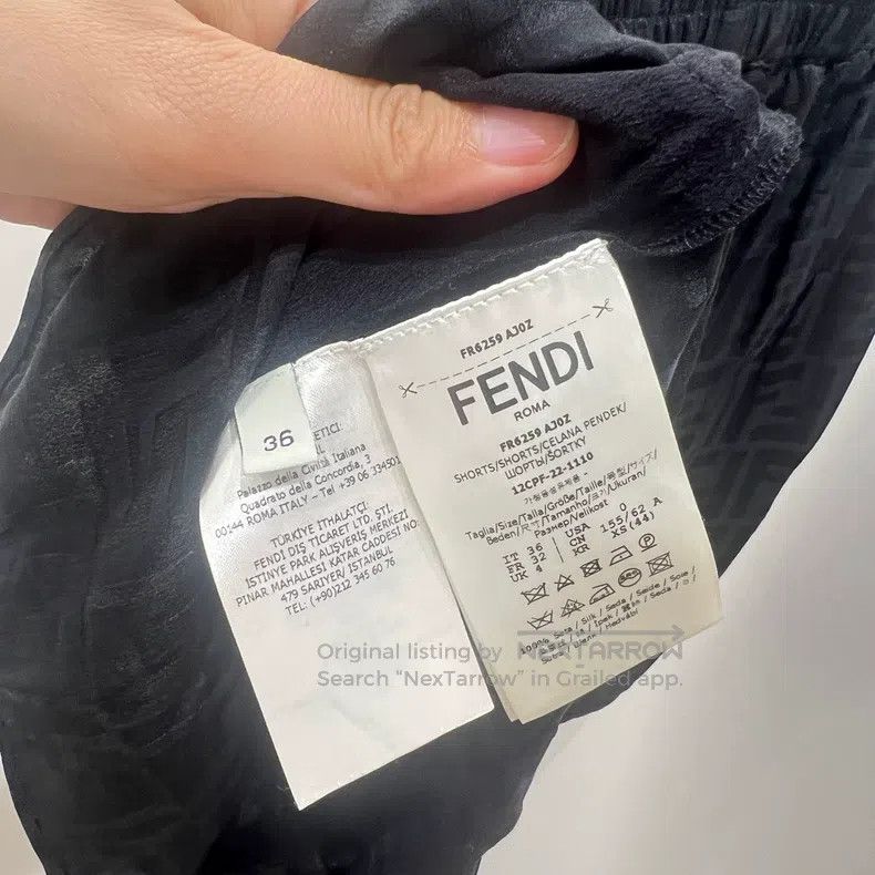Fendi Fendi FF logo silk shorts Size 42" / US 20 - 4 Thumbnail