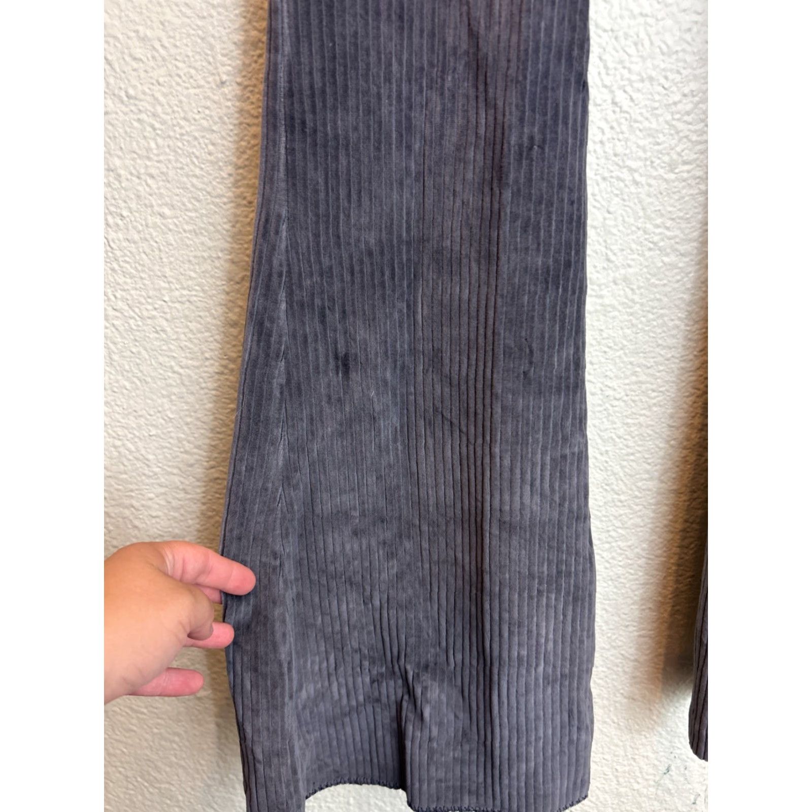 Vintage Aerie Groove-On Velour High Waisted Flare Pant L Gray Sweatpants Flared Womens 32x34 Size 36" / US 14 / IT 50 - 3 Thumbnail