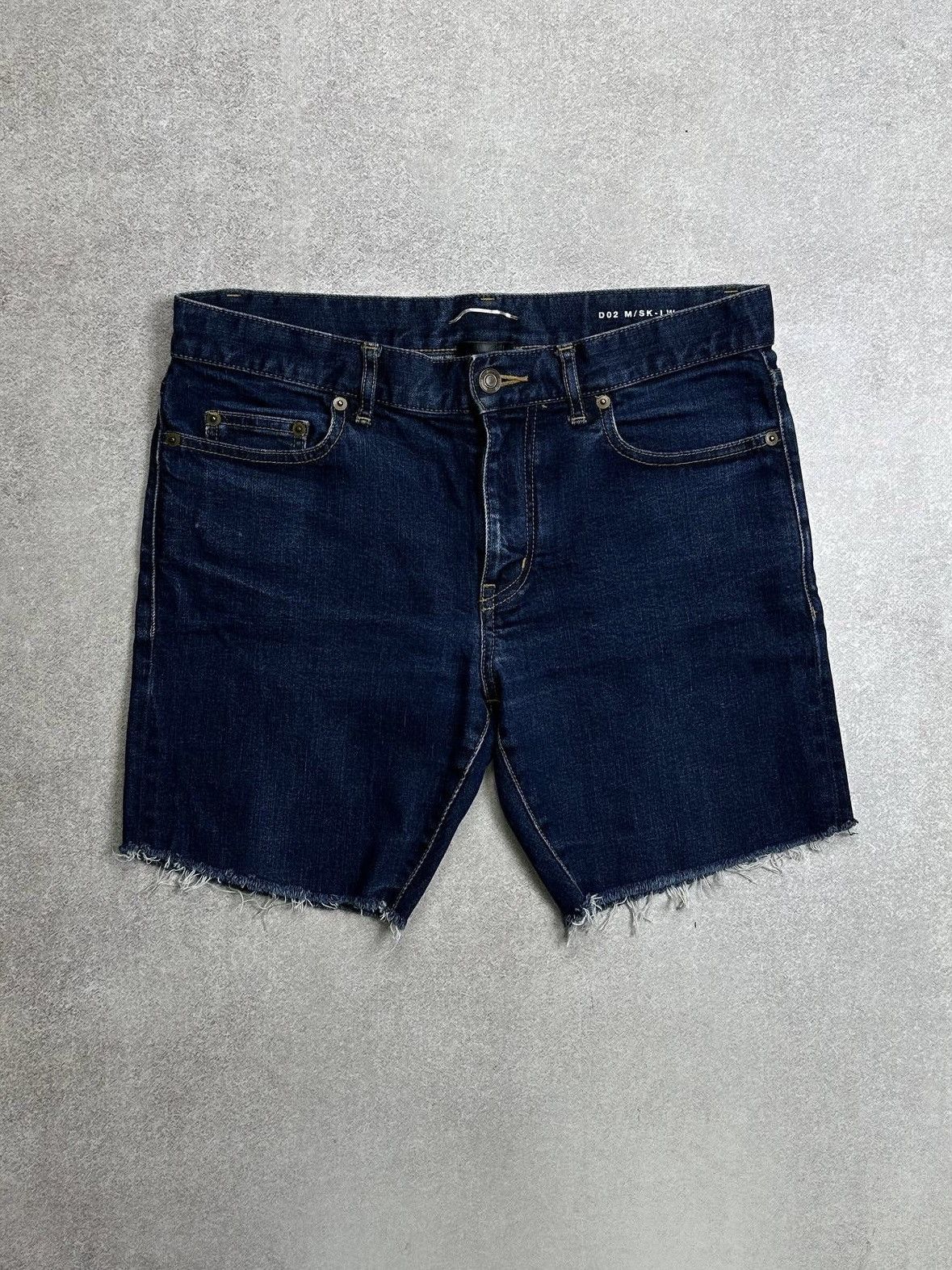 Saint Laurent Paris Saint Laurent Paris Cropped Denim Shorts Rare 31 Size US 31 - 1 Thumbnail