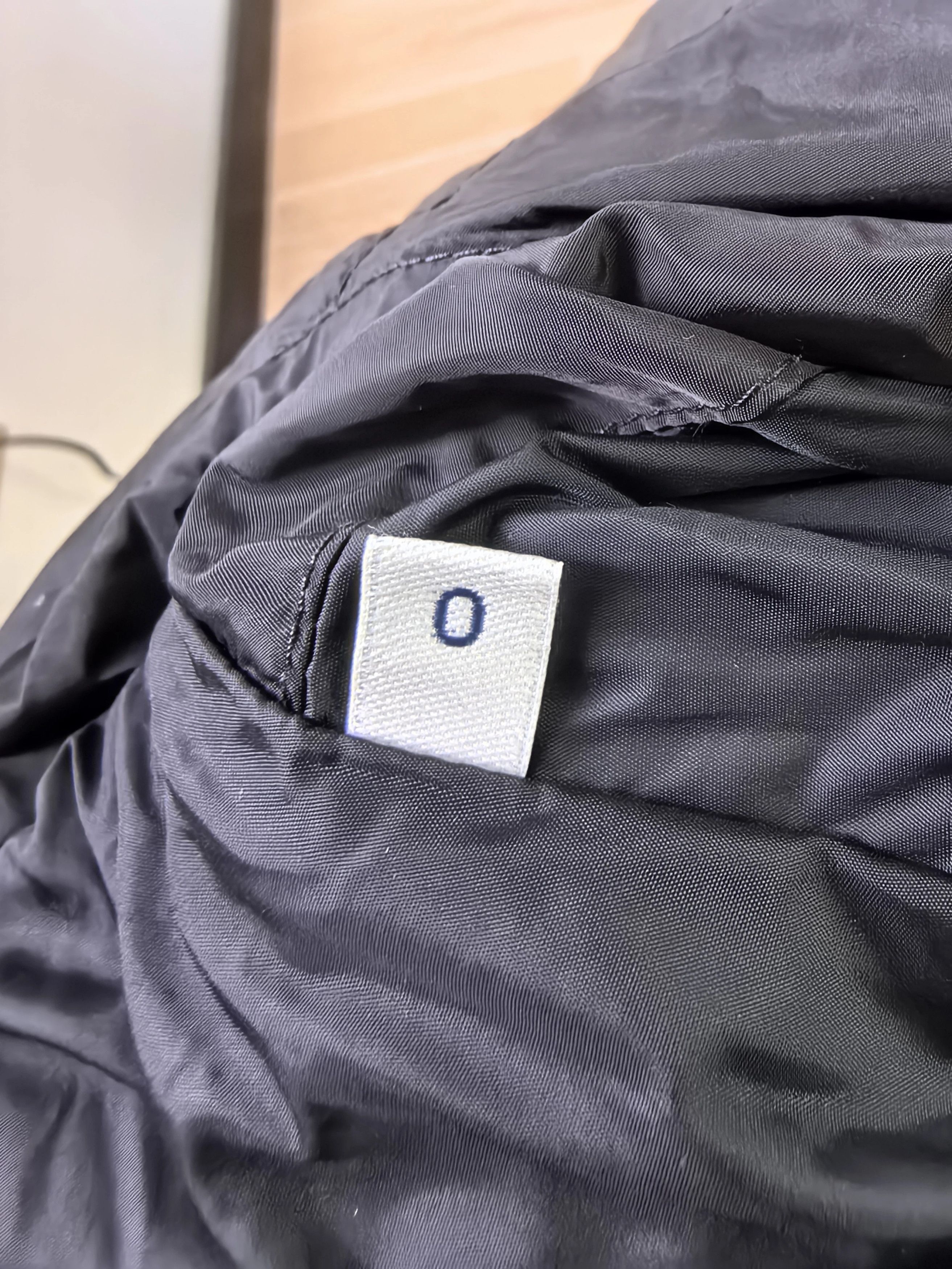 Moncler Moncler Logo Sleeve Patch Down Jacket 99 New Size XS / US 0-2 / IT 36-38 - 4 Thumbnail