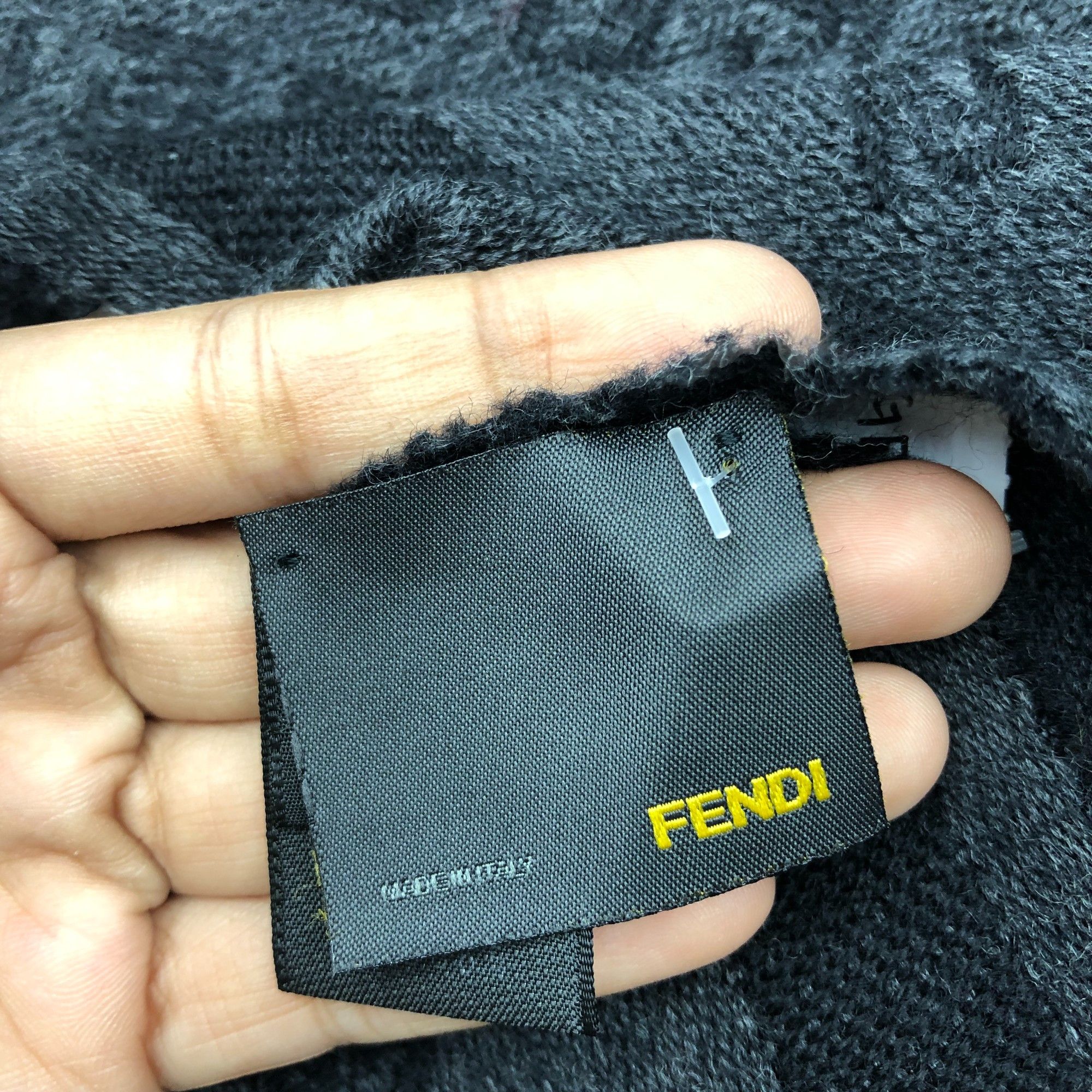 Fendi Vintage Fendi Scarf Muffler Wool FF Zucca Monogram Scarves Size ONE SIZE - 5 Thumbnail