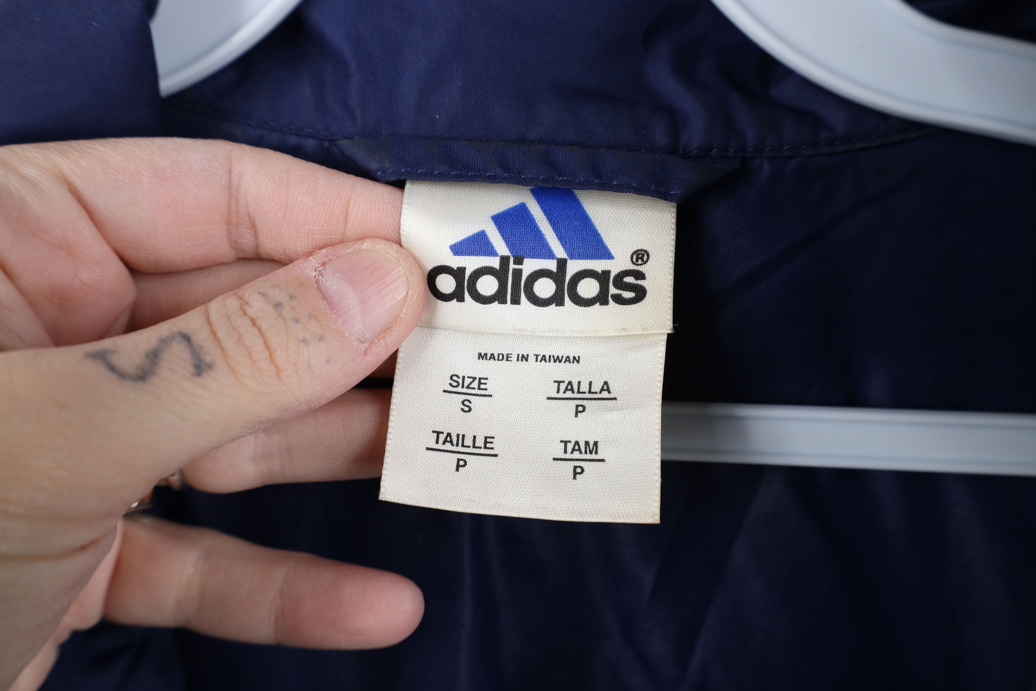 Adidas Vintage 90s Adidas Half Zip Pullover Windbreaker Jacket Size US S / EU 44-46 / 1 - 6 Thumbnail