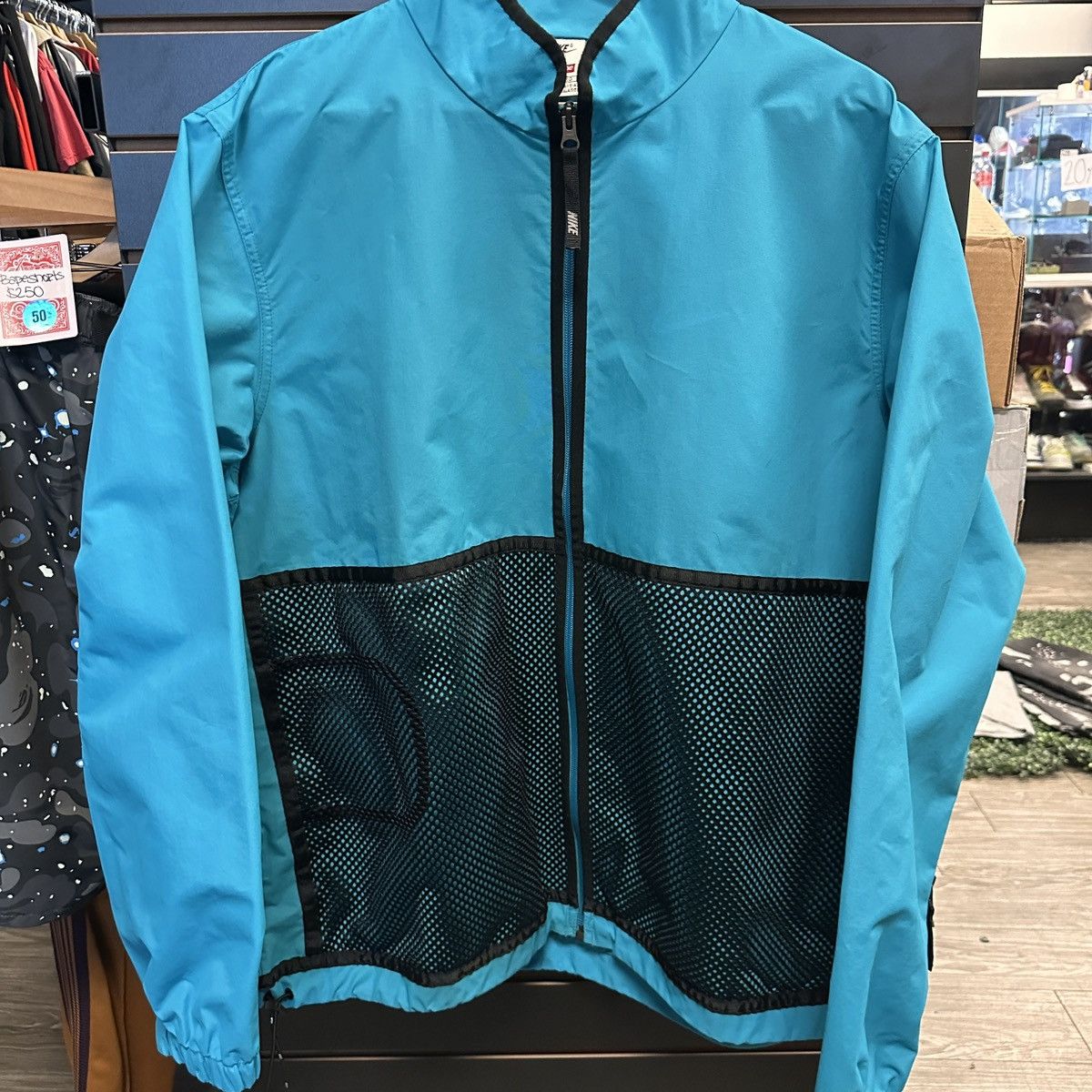 Nike supreme trail jacket hotsell