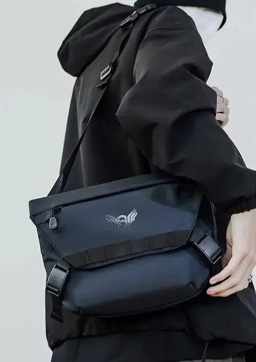 Japanese Brand Fashion y2k shoulder messenger bag vintage Size ONE SIZE - 2 Thumbnail