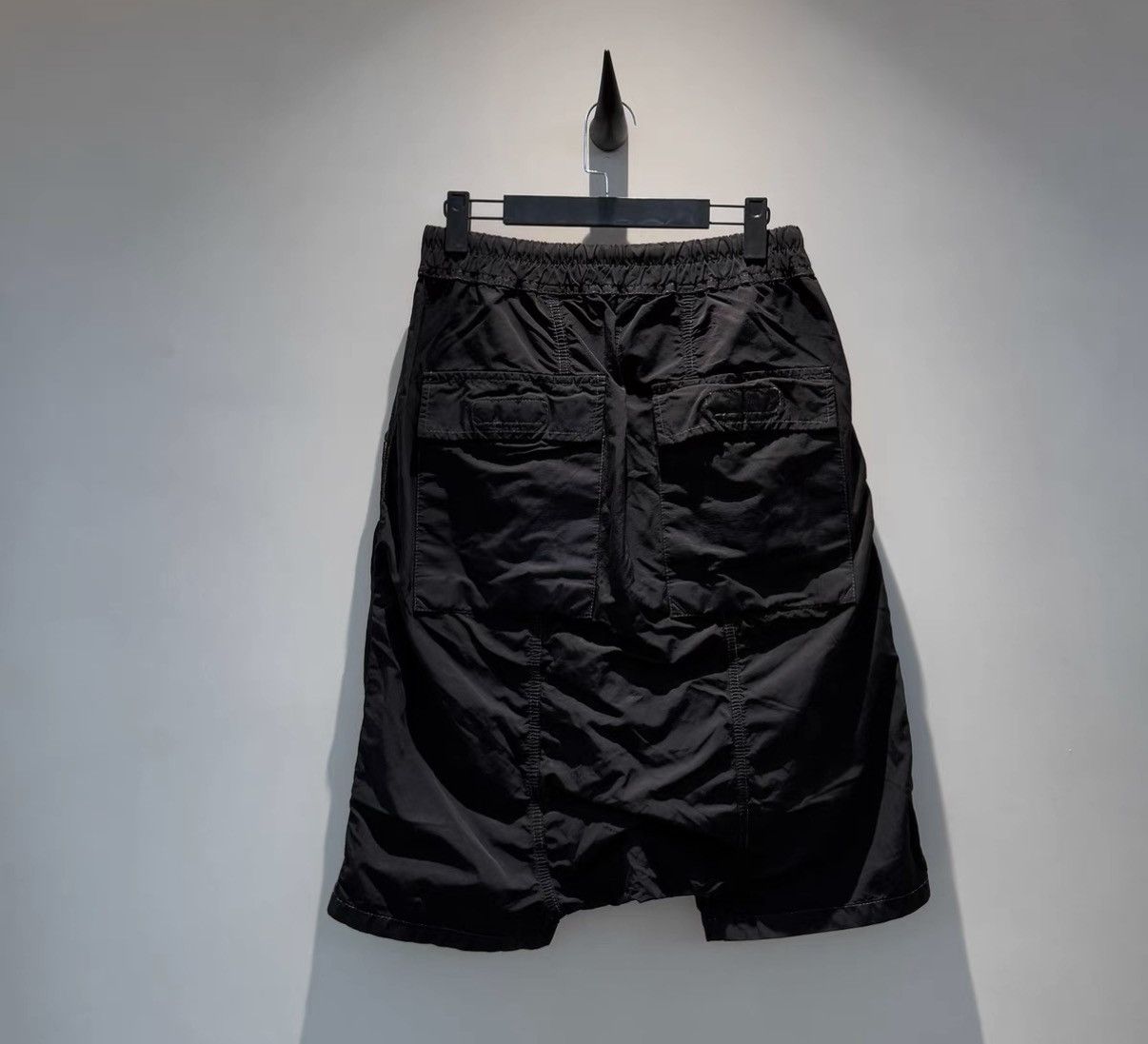 Rick Owens Rick Owens DRKSHDW 13FW Diagonal-Fly Drawstring Shorts Size US 30 / EU 46 - 3 Thumbnail