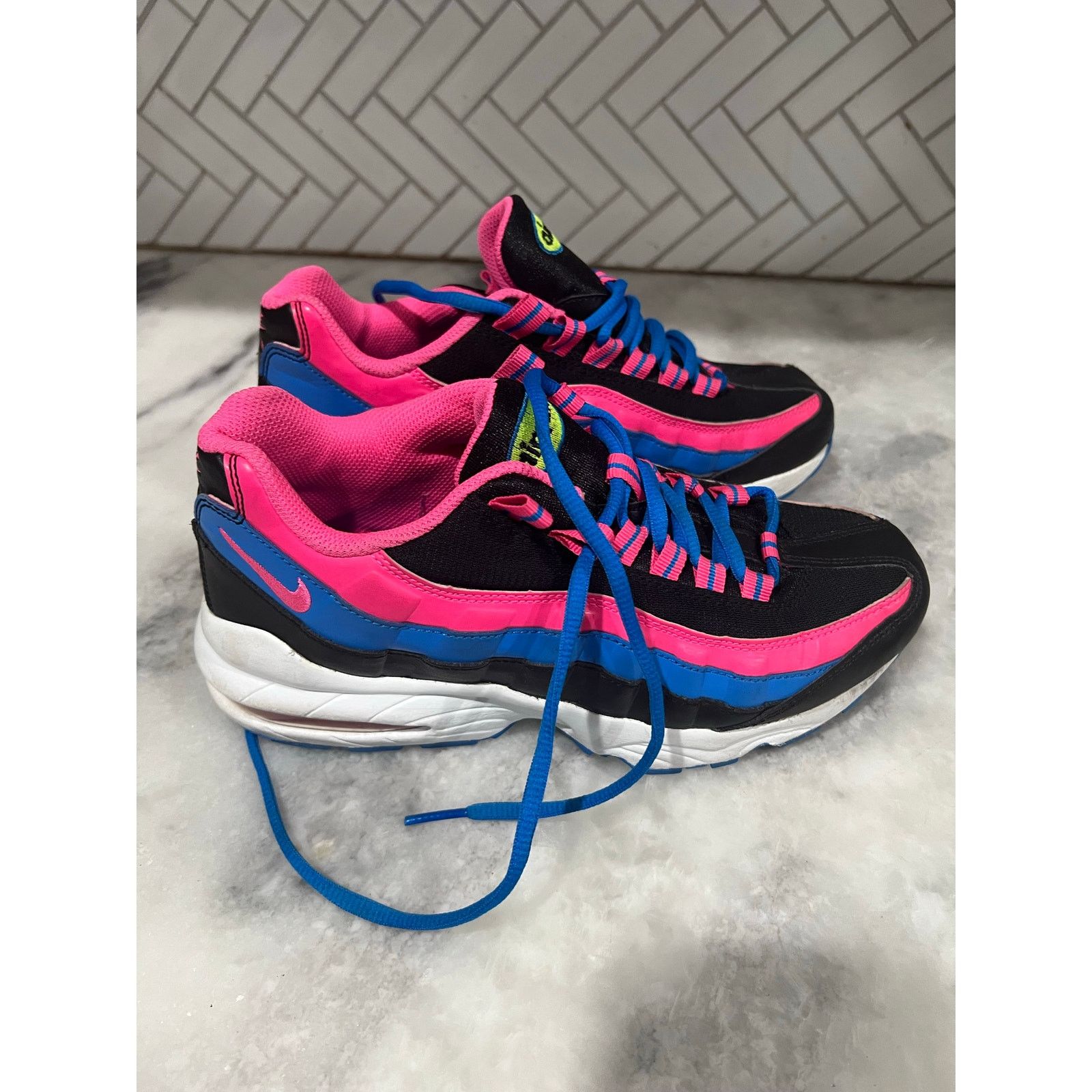 Nike Nike Air Max 95 GS 310830-007 Youth 5.5Y Women’s 7 Size US 7 / IT 37 - 3 Thumbnail