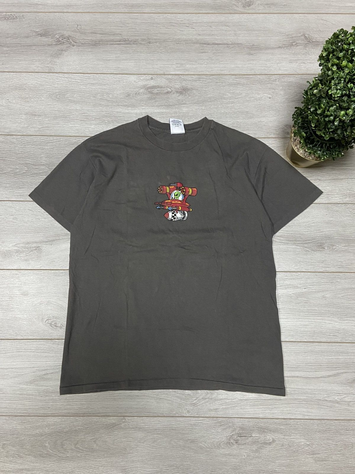 Vintage Alien Nation UFO bomb tee fun humor USA tee t-shirt Size US XL / EU 56 / 4 - 1 Thumbnail