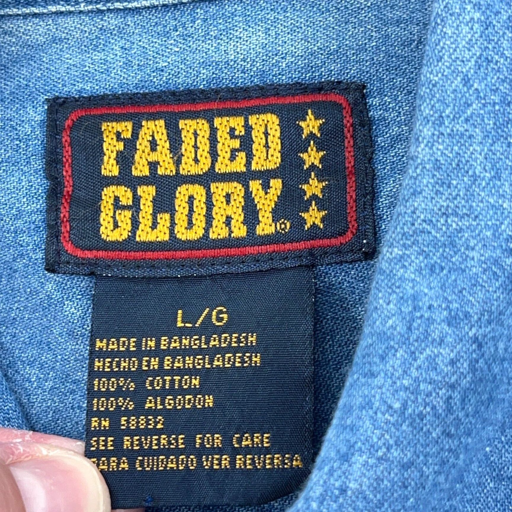 Faded Glory VINTAGE Faded Glory Shirt Men Large Blue White Denim Western Cowboy Brush Y2K Size US L / EU 52-54 / 3 - 4 Thumbnail