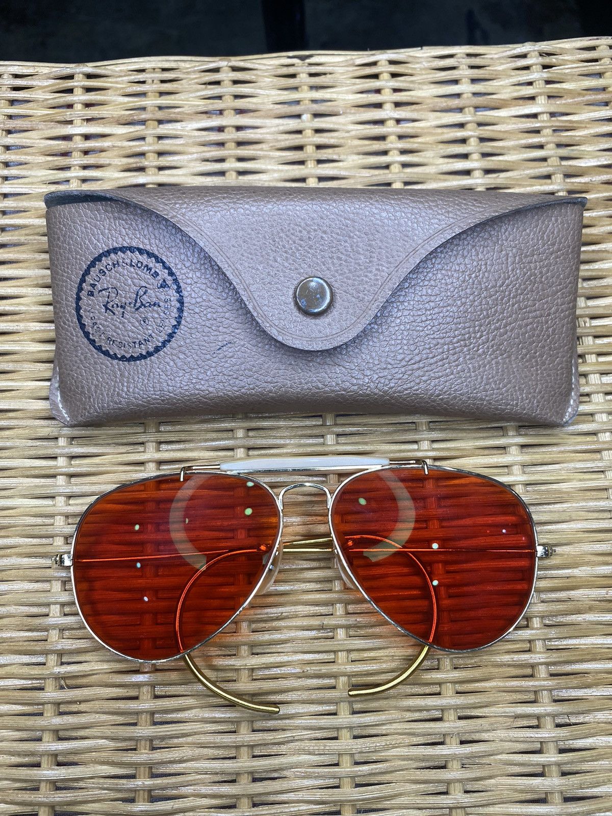 Vintage Bushnell Japan B&L Gold 601 Aviator sunglasses