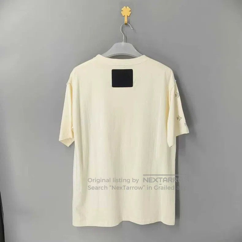 Louis Vuitton Louis Vuitton White plane full logo short sleeve Size US L / EU 52-54 / 3 - 2 Thumbnail