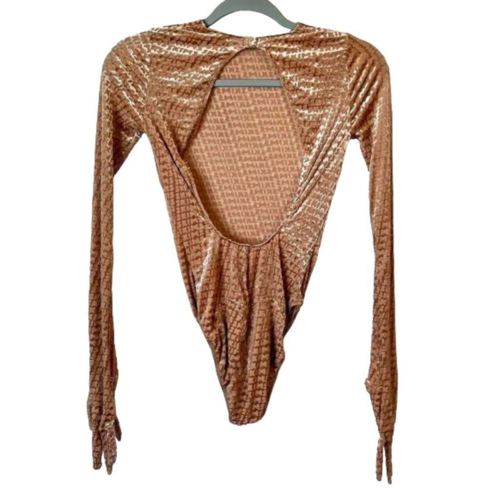 Designer CT606 Skims NWT Velvet Gloved Chai Logo Bodysuit XXS Size XXS / US 00 / IT 34 - 3 Thumbnail