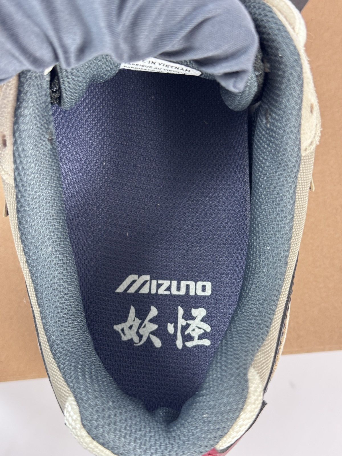 Mizuno WAVERIDER 10 SNEAKERS Size US 10 / EU 43 - 6 Thumbnail