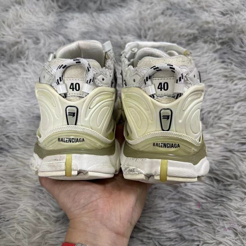 Balenciaga Balenciaga Runner shoes 2502-Nextarrow Size US 7 / EU 40 - 6 Thumbnail