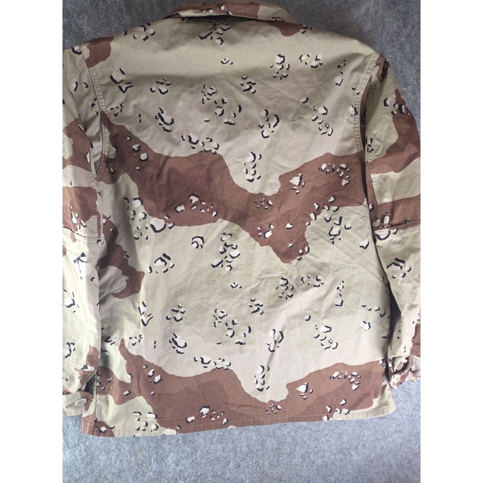 CHOCOOLATE VINTAGE U.S. MILITARY Desert CAMO Combat Coat BDU Med/Short Jacket Mens Brown 1984 Canvas Cotton Blend Mid-Length Button Regular Front Size US M / EU 48-50 / 2 - 2 Thumbnail