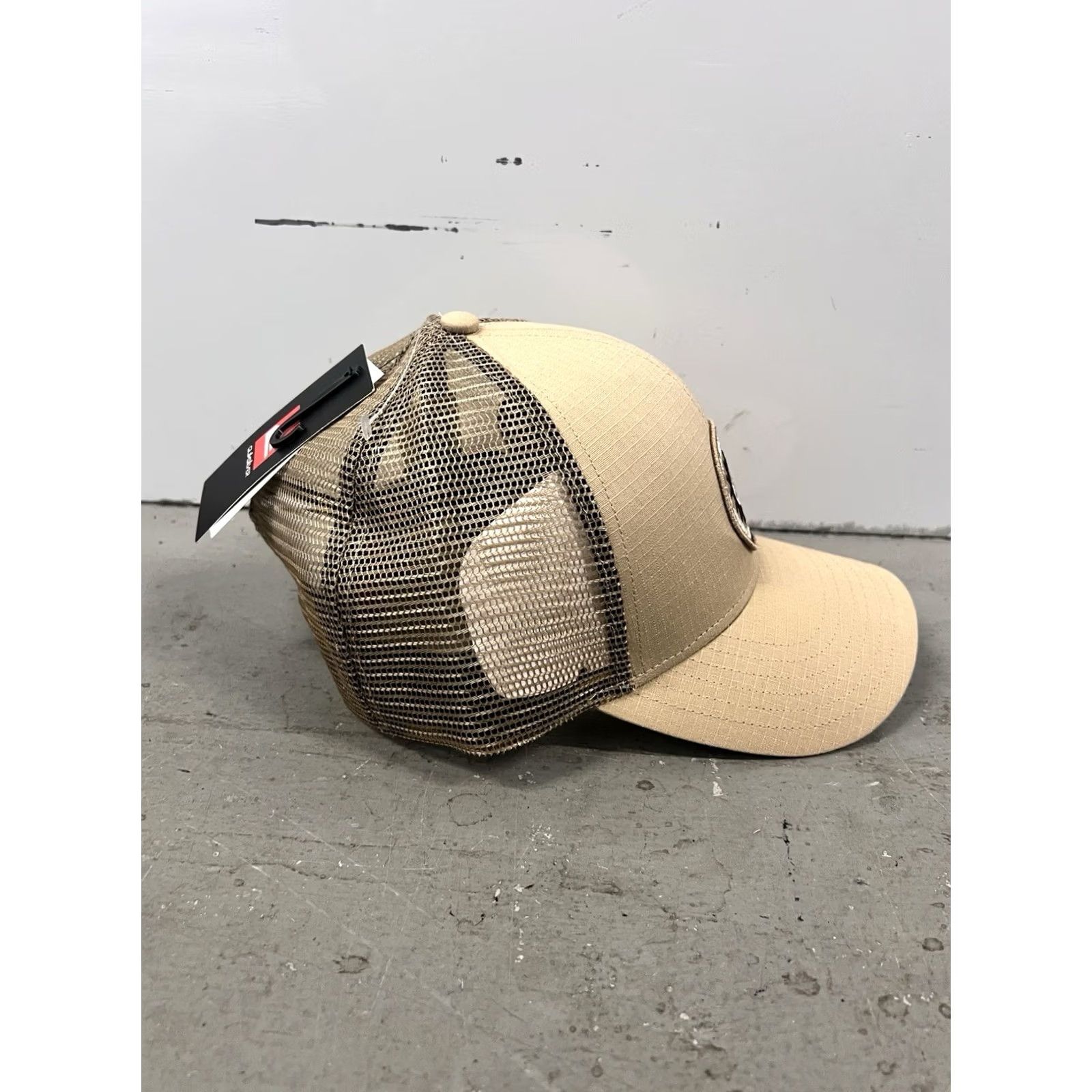 Quiksilver Quiksilver Trucker Hat Beige Brown Embroidered Patch Logo Adjustable Cap NWT Men Size ONE SIZE - 4 Thumbnail
