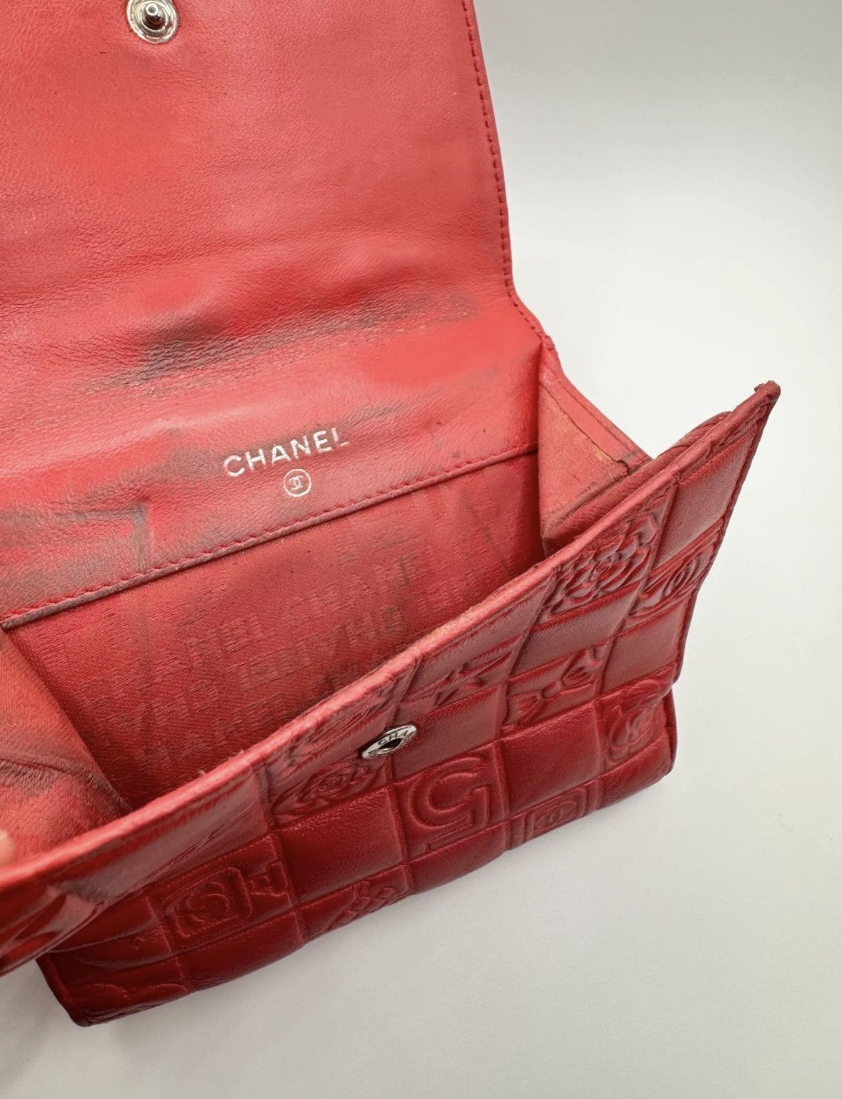 Chanel 2000s Chanel 'Lucky Charm' CC Crimson Leather Wallet Size ONE SIZE - 7 Thumbnail
