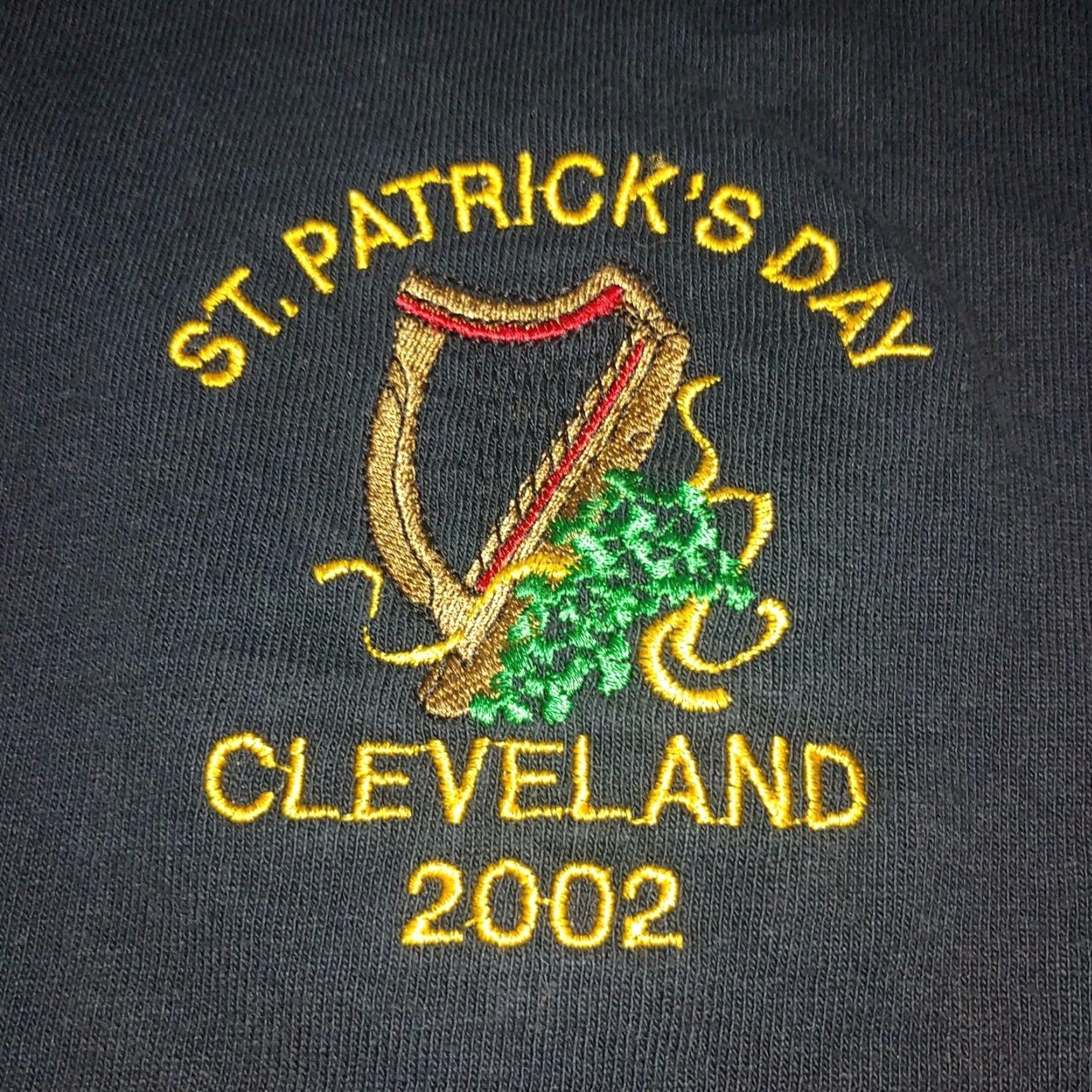 Anvil VINTAGE Anvil St Patricks Day 2002 Cleveland Ohio XXL Shirt Long Sleeve Mock Neck Irish Harp Size US XXL / EU 58 / 5 - 2 Thumbnail