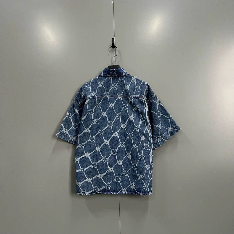 Louis Vuitton Louis Vuitton Blue presbyopic plaid denim shirt with short Size US XL / EU 56 / 4 - 2 Thumbnail