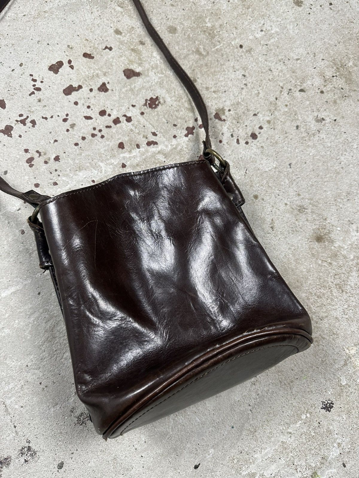 Japanese Brand Vintage 90s Brown Genuine Leather Messenger Crossbody Bag Size ONE SIZE - 6 Thumbnail