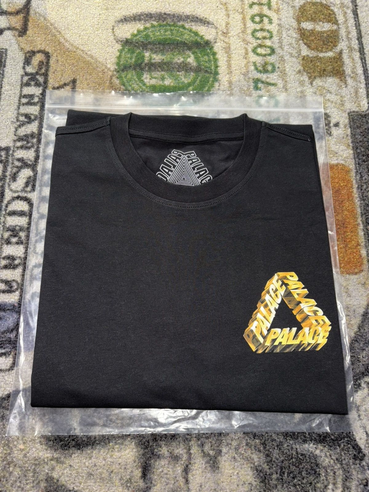 Palace Palace Polished P3 T-Shirt Size US XXL / EU 58 / 5 - 1 Thumbnail