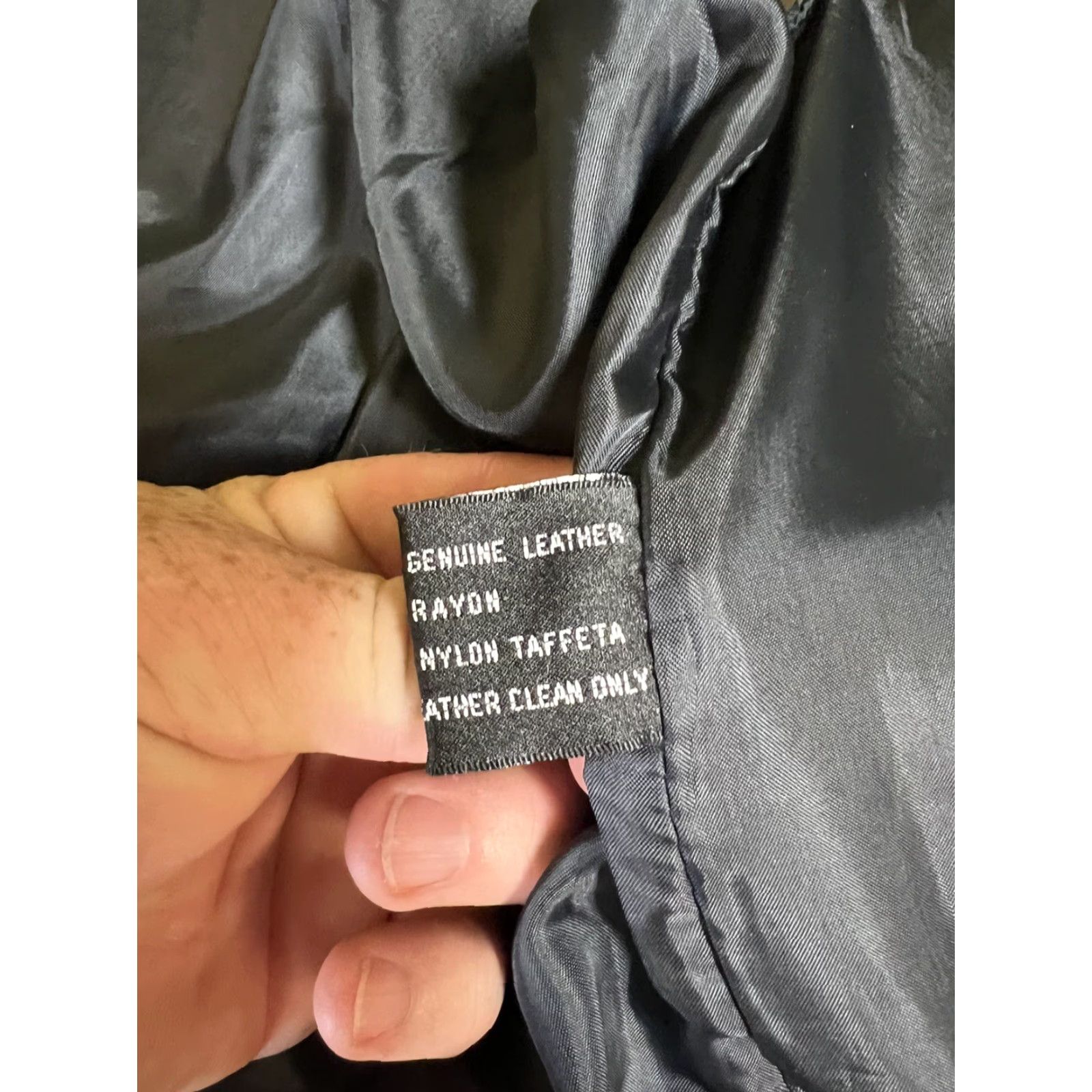 Vintage VINTAGE Western Vest Leather Satin Black XL Women Snap Western Vest Womens XL Black Satin Leather Snap Vintage Size XL / US 12-14 / IT 48-50 - 6 Thumbnail