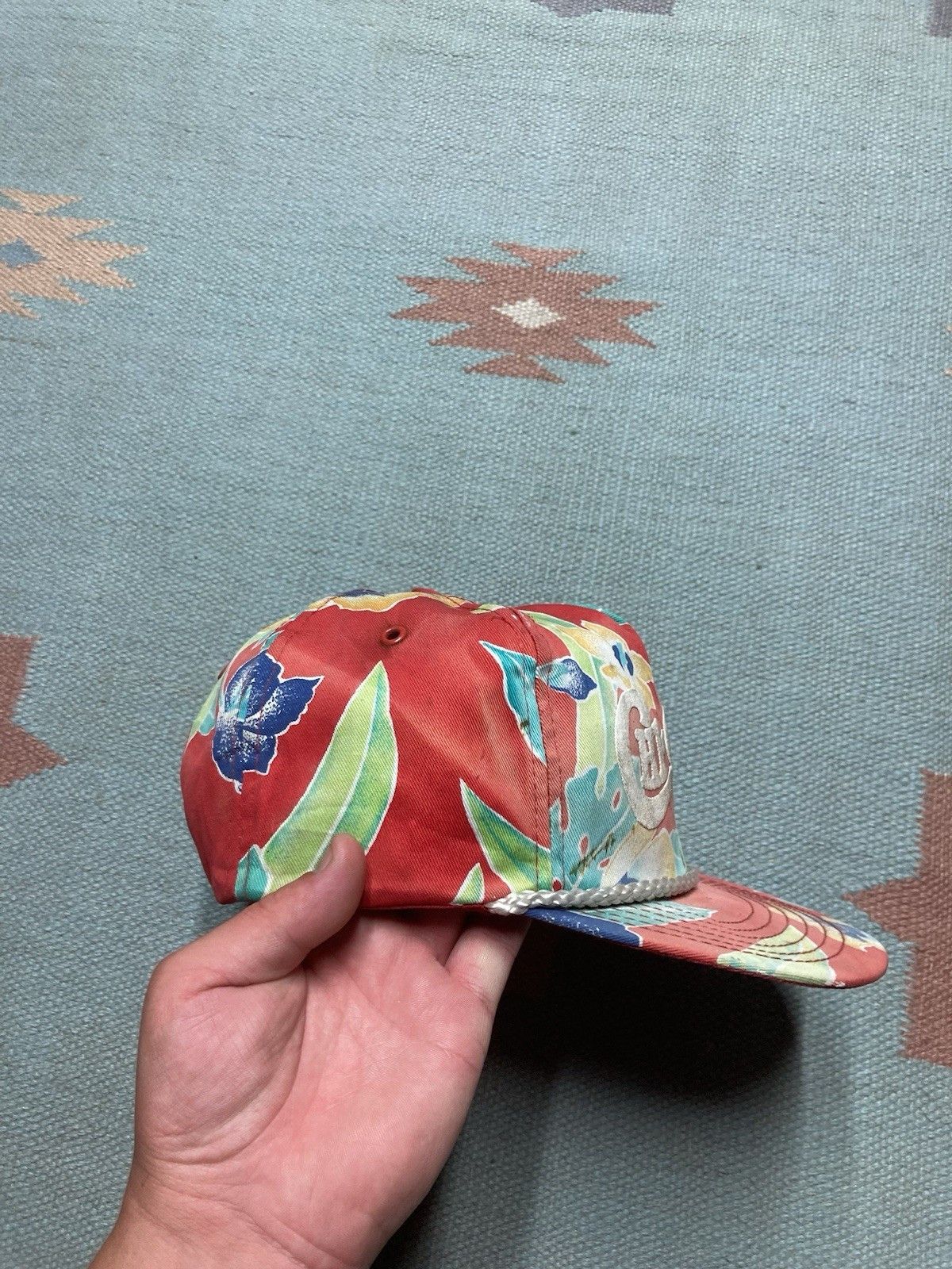 Vintage SnapBack hat Chi Chi’s Hawaiian floral flowers distres faded Size ONE SIZE - 6 Thumbnail