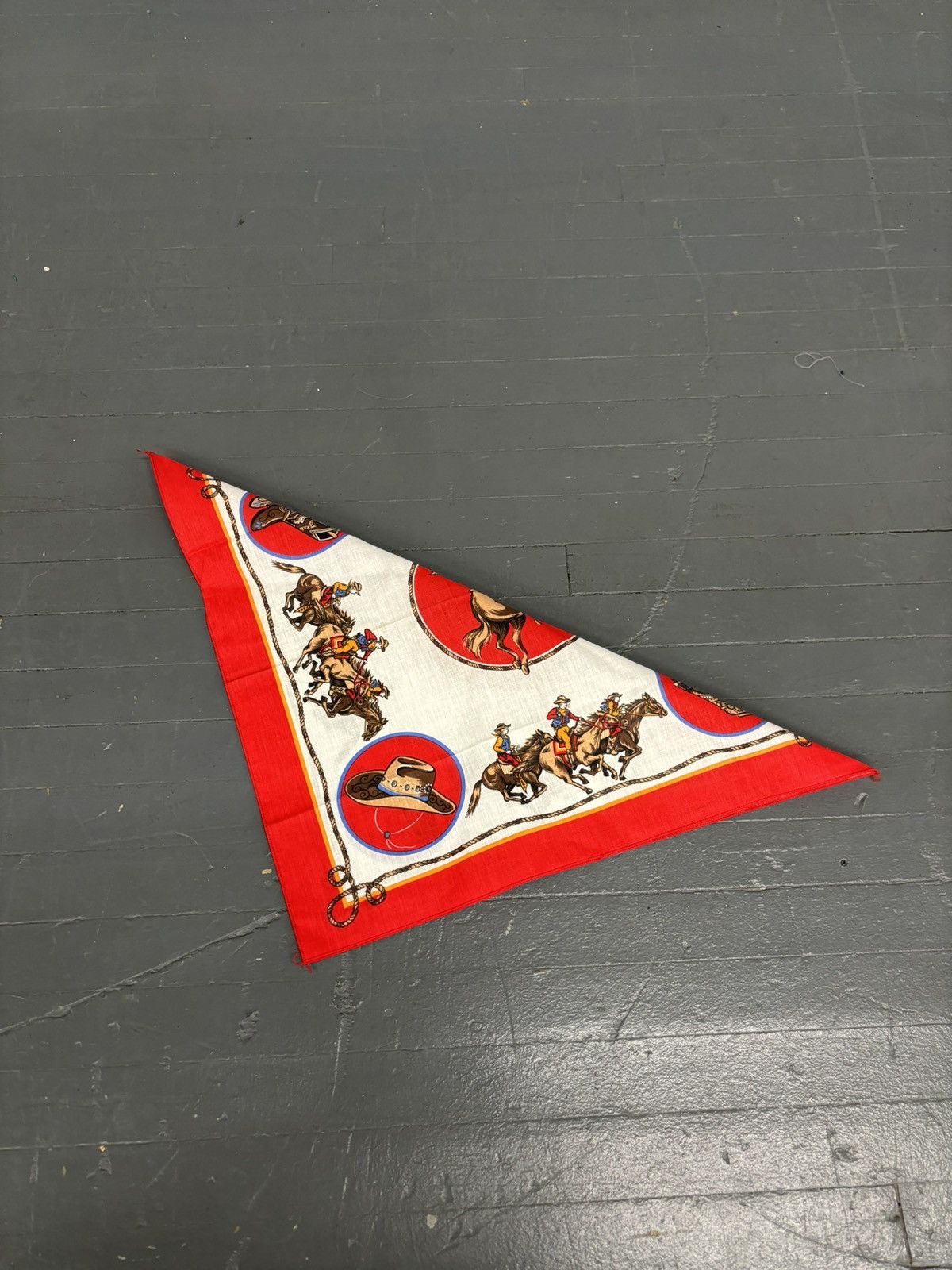 Vintage Vintage 90s American pride bulldog bandanna Size ONE SIZE - 4 Thumbnail