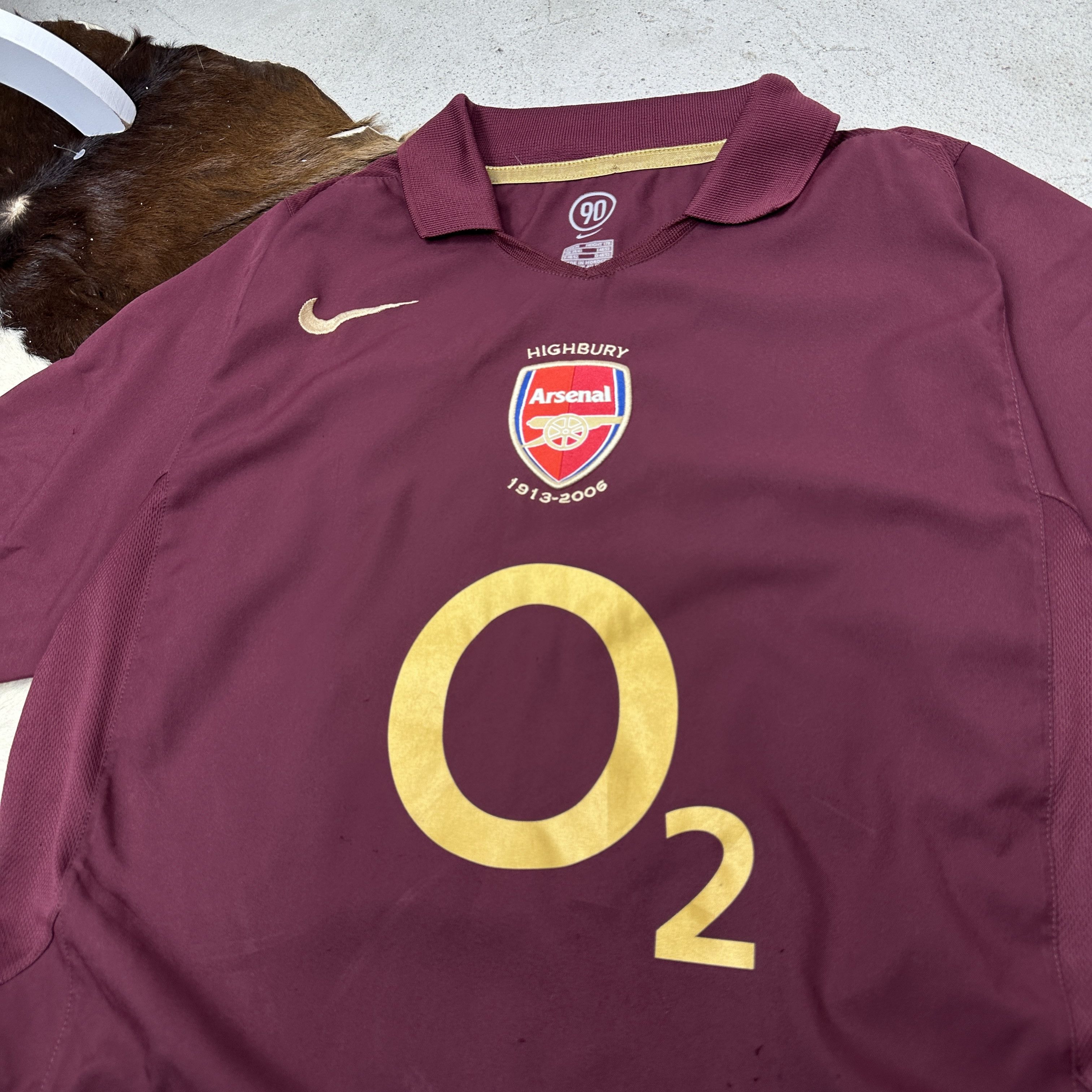 Nike Vintage Sporty Streetwear Nike Arsenal 05/06 Jersey Y2K Size US M / EU 48-50 / 2 - 2 Thumbnail