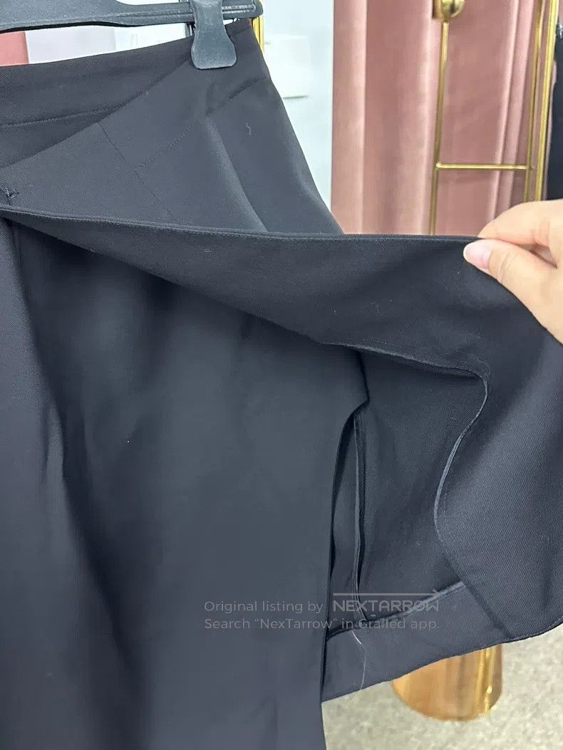 Acne Studios Acne Studios Black asymmetric button half skirt Size 42" / US 20 - 5 Thumbnail