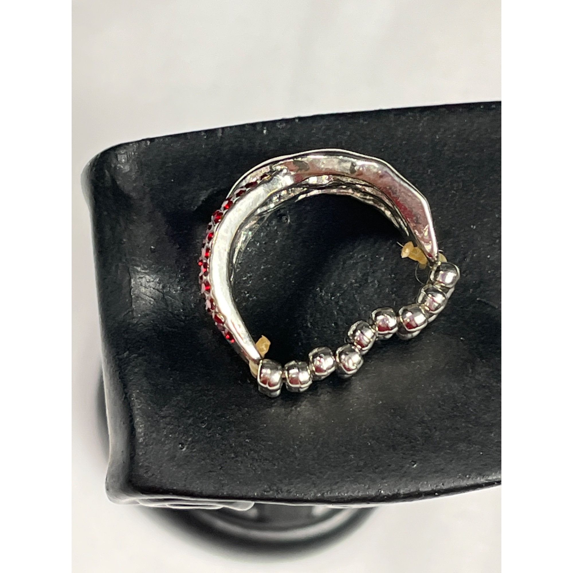 Vintage Silver Tone Stretchable Ring SKU 007 With Red Rhinestone Acc Size ONE SIZE - 5 Thumbnail
