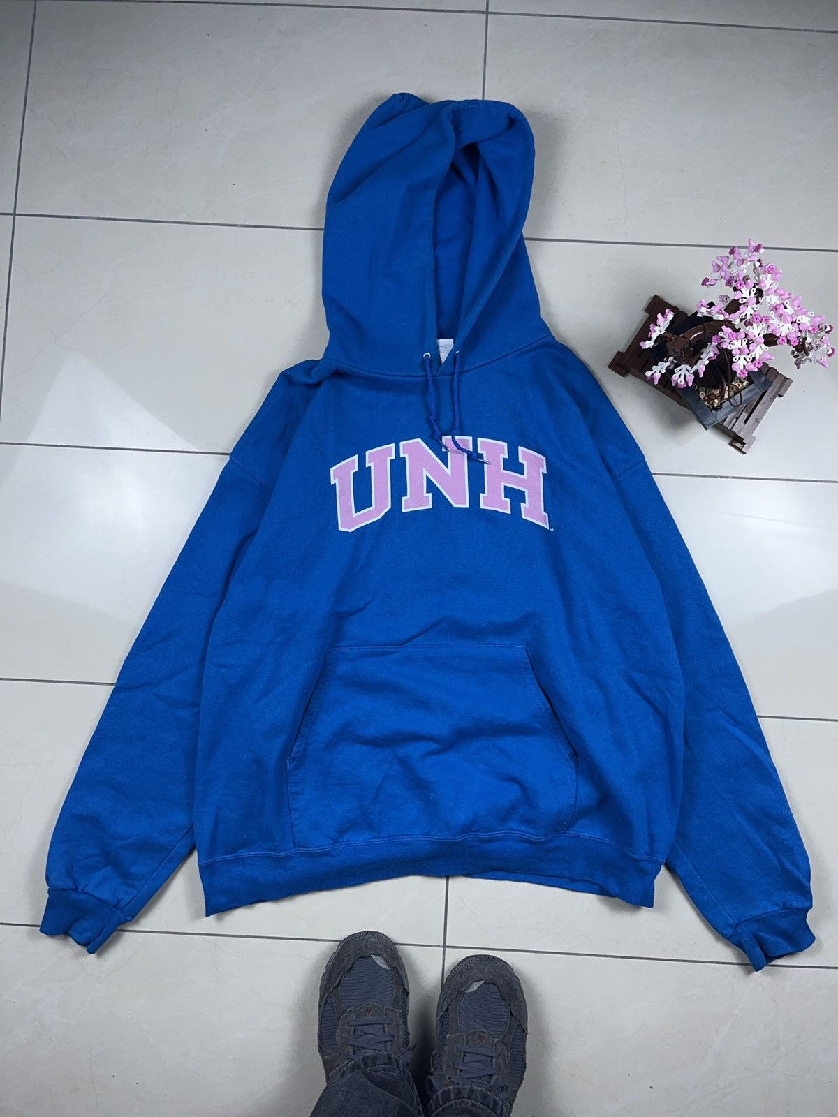 Vintage ➕ vintage UNH champion boxy college university hoodie y2k Size US XL / EU 56 / 4 - 1 Thumbnail
