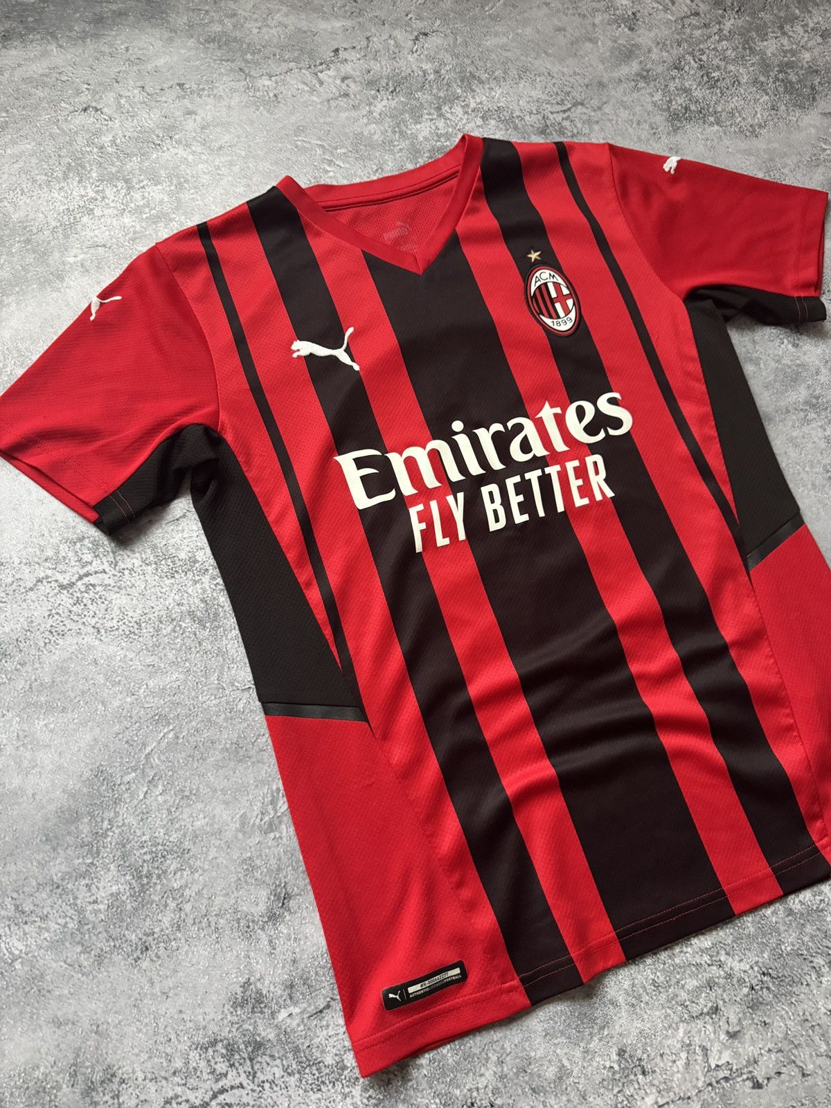Puma MILAN 2021 2022 JERSEY PUMA IBRAHIMOVIC #11 Size US S / EU 44-46 / 1 - 3 Thumbnail