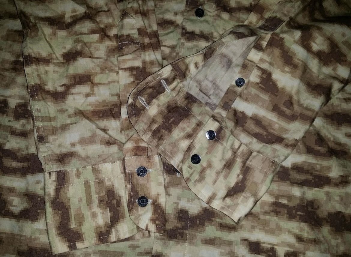Burberry AUTHENTIC BURBERRY BLACK LABEL CAMO LONG SLEEVE SHIRT Size US L / EU 52-54 / 3 - 6 Thumbnail
