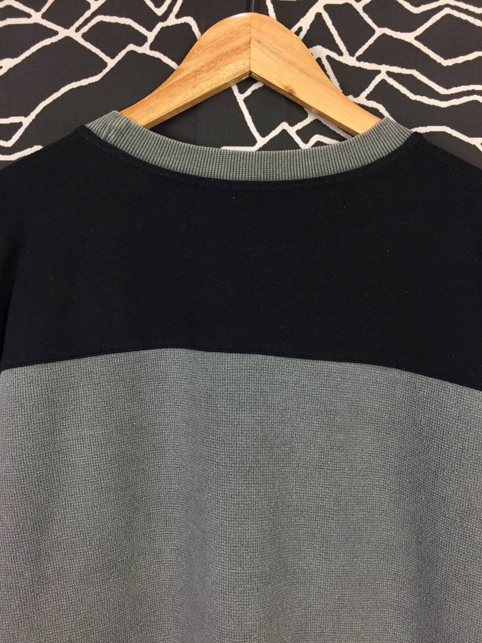 Devilock Vtg Devilock Japanese Brand Spell Out Longsleeve Tee Size US L / EU 52-54 / 3 - 7 Thumbnail