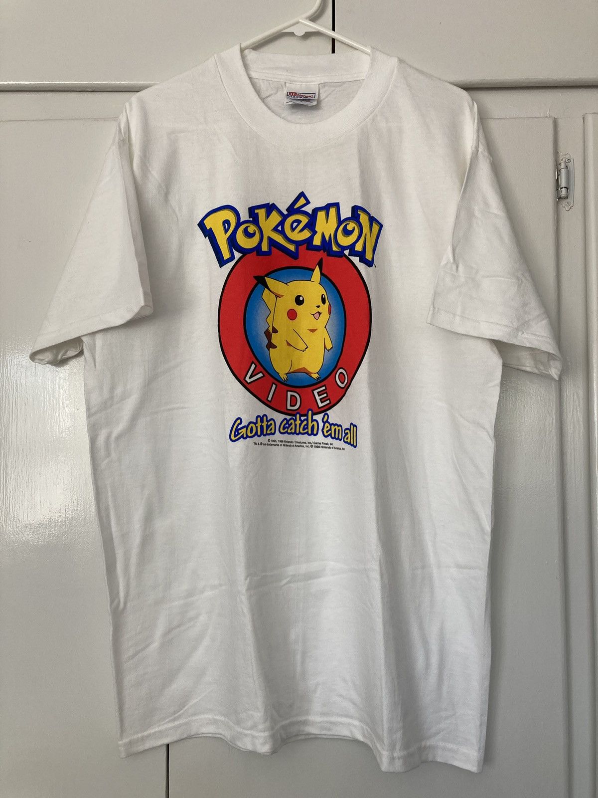 Pokemon POKÉMON VIDEO PIKACHU SHIRT 1998 NINTENDO VINTAGE 90S MOVIE Size US L / EU 52-54 / 3 - 1 Thumbnail