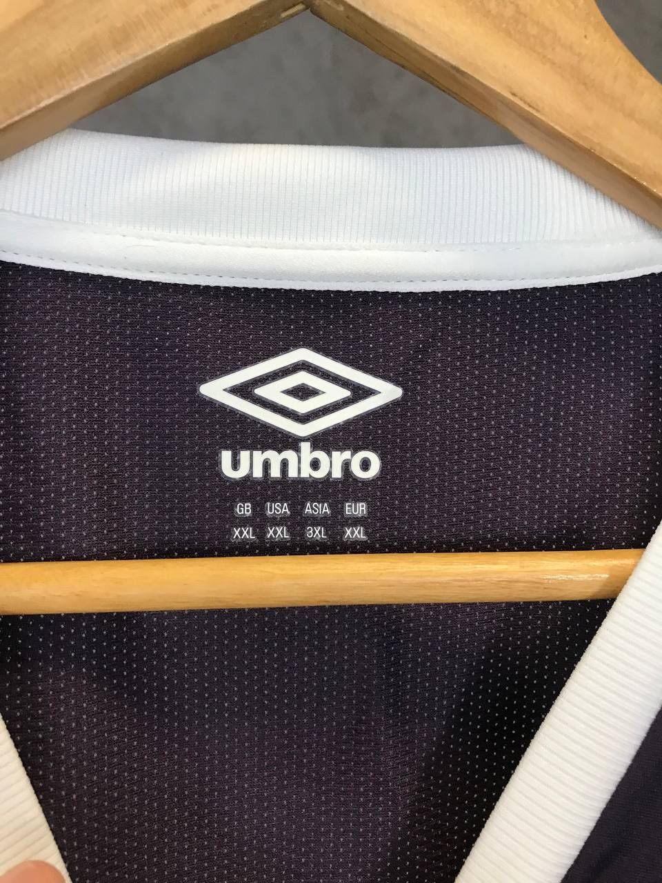 Umbro Derby County soccer jersey sportswear Umbro tee Size US XXL / EU 58 / 5 - 3 Thumbnail