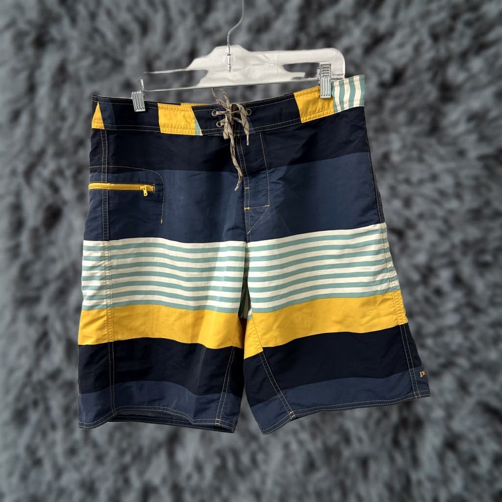 Patagonia Patagonia Wavefarer Board Shorts Mens Sz 34 Blue Striped Swimming Trunks 86556 Size US 34 / EU 50 - 1 Thumbnail