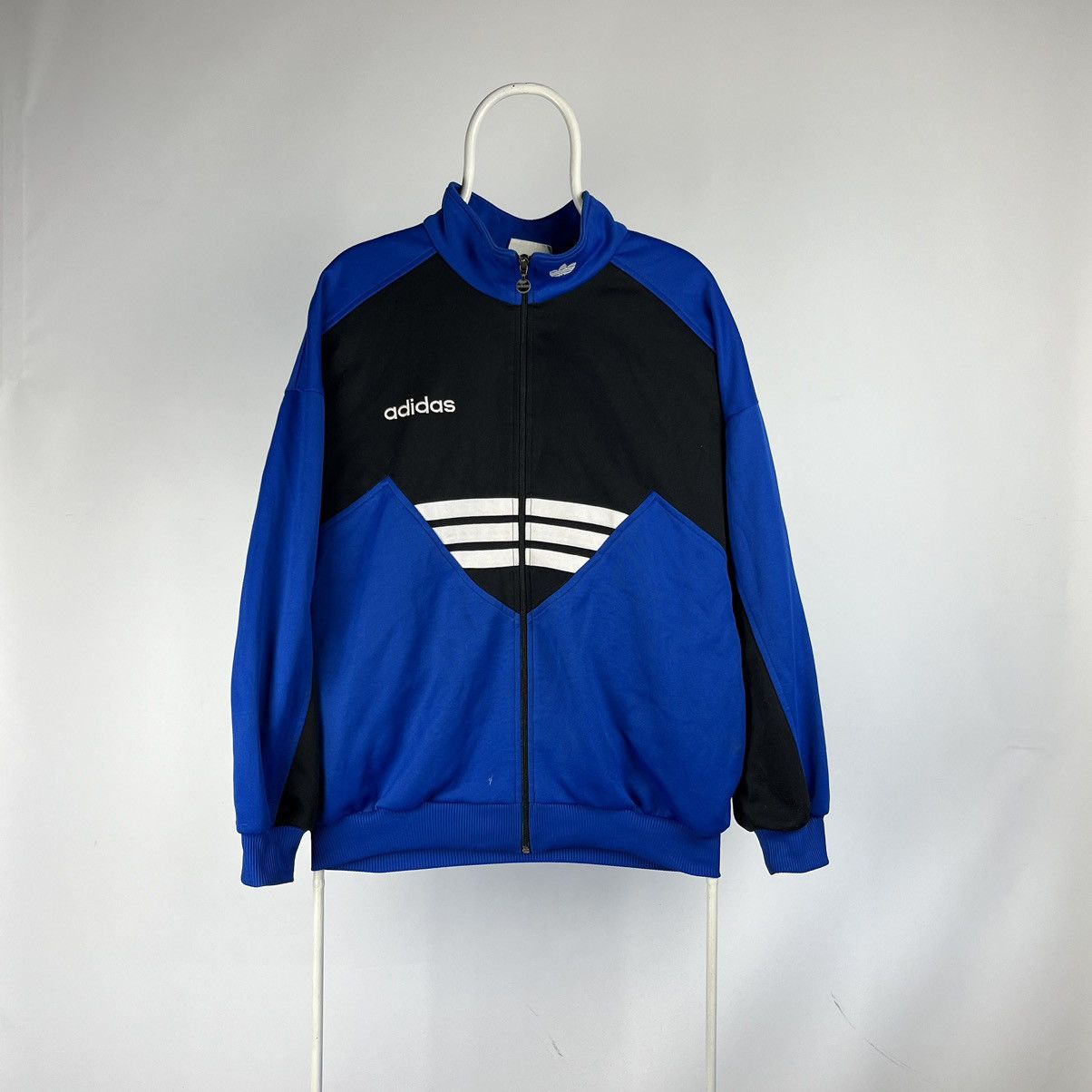 Adidas Adidas windbreaker jacket track vintage size Medium Size US M / EU 48-50 / 2 - 1 Thumbnail