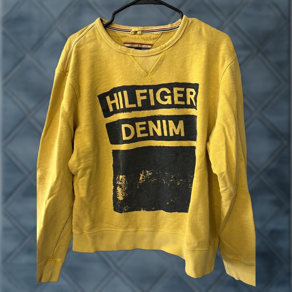Tommy Hilfiger VINTAGE Tommy Hilfiger Hilfiger Denim Sweatshirt Crewneck L Mustard Yellow Graphic Logo 90s Mens Pullover Size US L / EU 52-54 / 3 - 1 Thumbnail