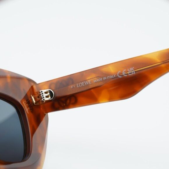 Loewe Loewe LW40127F 53V Sunglasses Shiny Havana Cat Eye Frame Size ONE SIZE - 8 Thumbnail