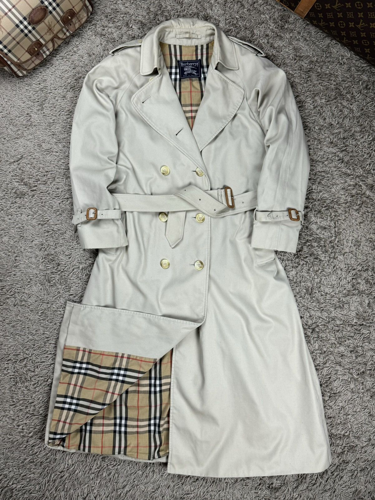 Burberry × Vintage Vintage trench coat Burberry original luxury streetwear item Size L / US 10 / IT 46 - 1 Thumbnail