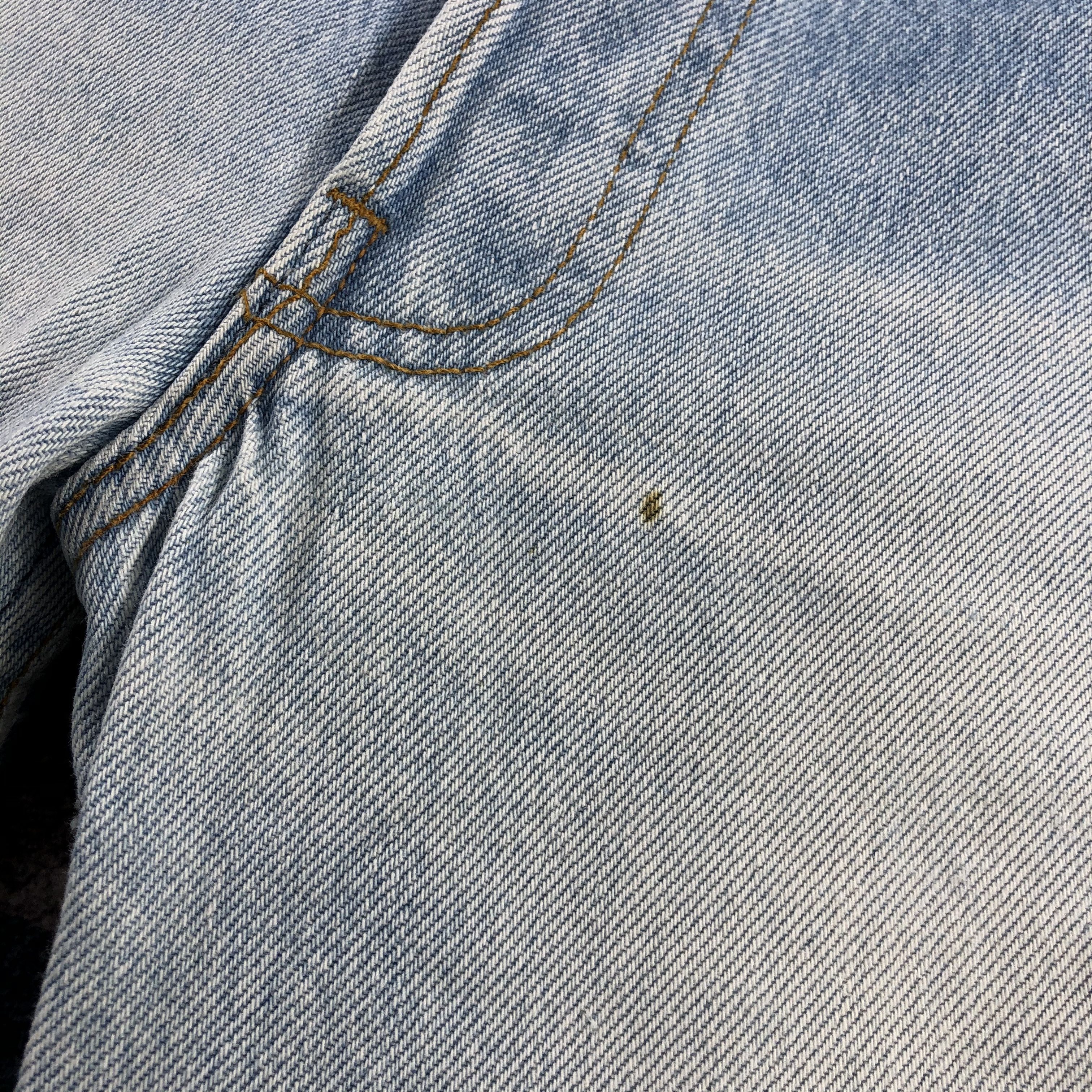 Levi's 90s Vintage Light Wash Levis 501 Jeans-JM2773 Size US 31 - 13 Thumbnail