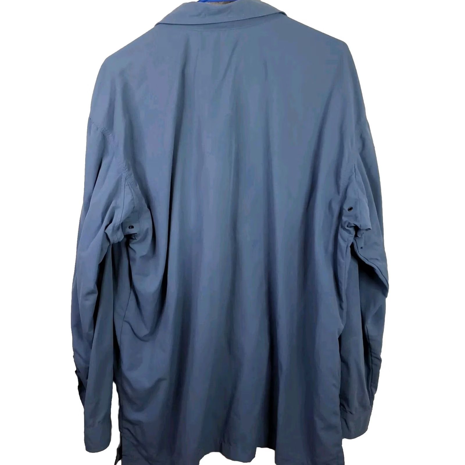 Vintage VINTAGE LL Bean Button-Up Shirt Mens L Blue Long Sleeve Collared Shirt Fold Tab Roll Up未 applicable Size US L / EU 52-54 / 3 - 7 Thumbnail