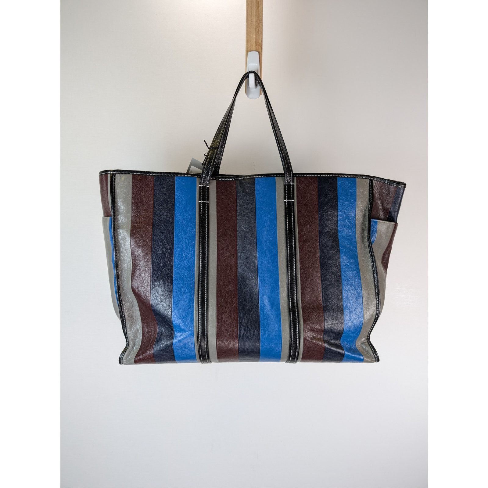 Balenciaga o1rshd1 Striped Arena Lamb PA Shatelet Carry All Tote Bag Size ONE SIZE - 9 Thumbnail