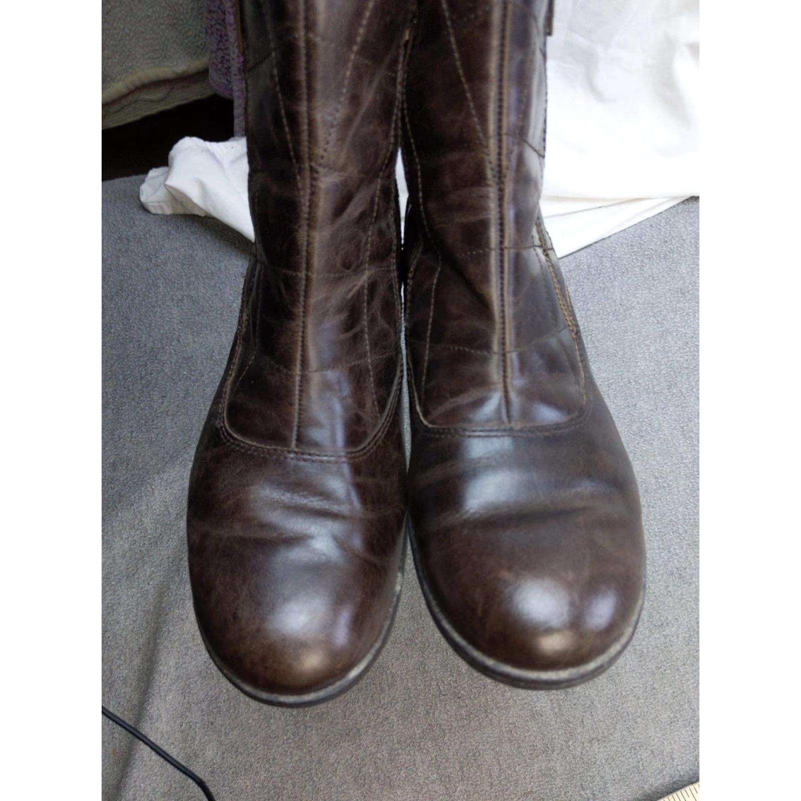 Born Born Boots Womens Size 9 Brown Leather Quilted Ankle Zip Block Heel Booties Size US 9 / IT 39 - 3 Thumbnail