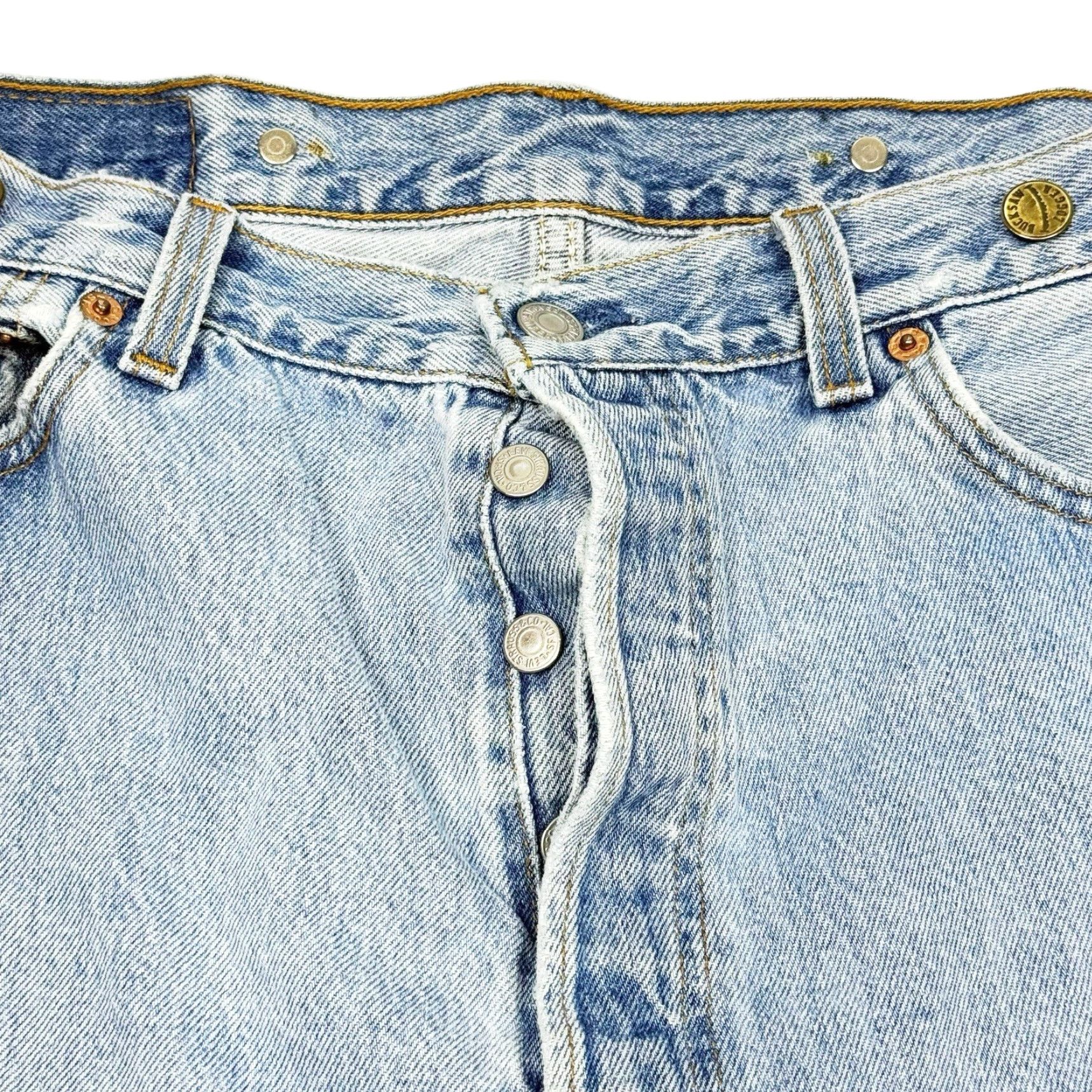 Levi's VINTAGE Levi’s 501 Jeans Denim Denim Light Wash 501 Series USA 36 X 32 Men Regular Blue 5-Pocket Button Closure Logo Accessories Size US 36 / EU 52 - 5 Thumbnail