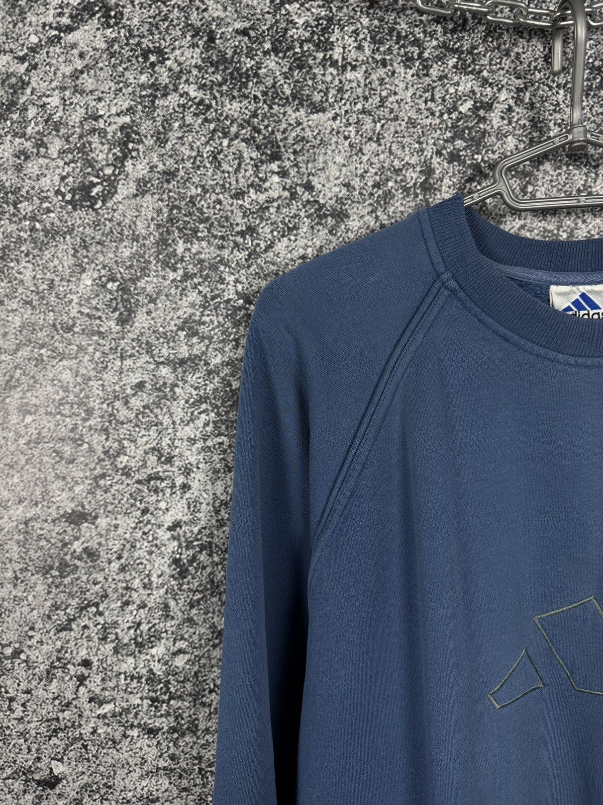 Adidas Adidas Vintage 90s Sweatshirt Retro Big Logo Pullover Size M Size US M / EU 48-50 / 2 - 3 Thumbnail