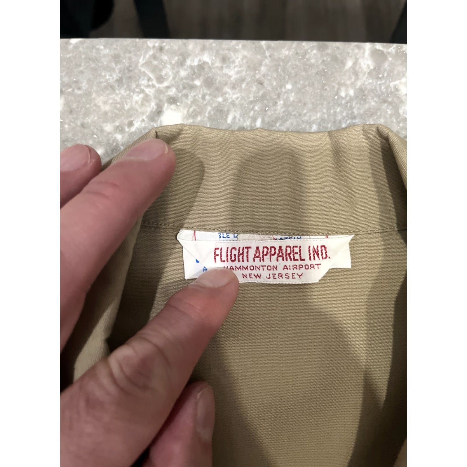 Vintage VINTAGE Flight Apparel Inc Bomber Jacket Mens M Brown Patches Oshkosh Hammonton Airport Short Zip Collared 80s Retro Transportation Aviation Size US M / EU 48-50 / 2 - 5 Thumbnail