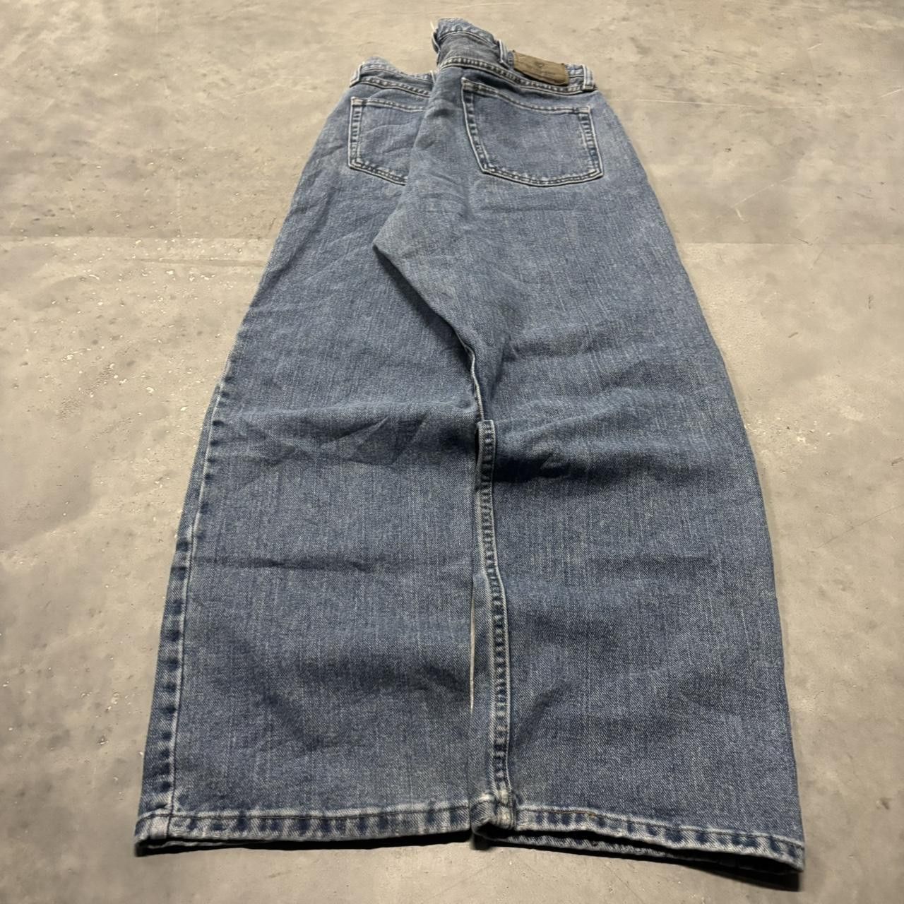 Japanese Brand × Vintage Crazy Vintage Y2K/2000s Medium Wash Essential Denim Jeans! Size US 34 / EU 50 - 4 Thumbnail