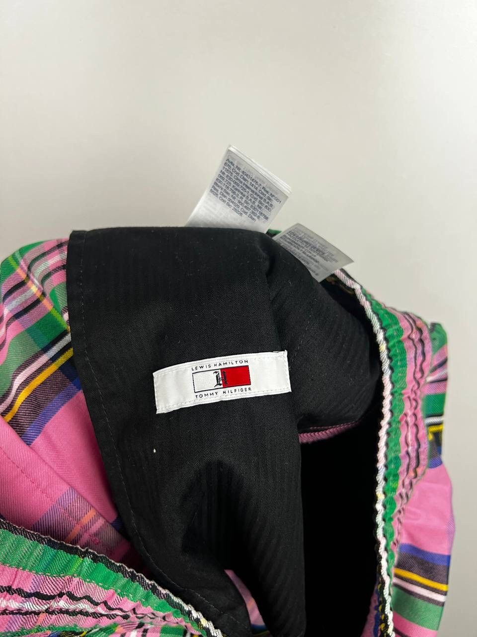 Tommy Hilfiger Lewis Hamilton Tommy Hilfiger luxury shorts size 34 Size US 34 / EU 50 - 3 Thumbnail